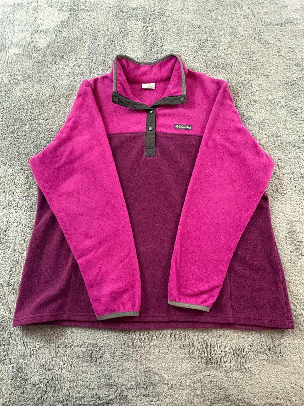 Columbia Women's Two-Tone Fuchsia & Plum Fleece Snap Pullover